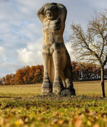 Votez pour la restauration du Centaure d'Andr&eacute; Abbal - Ch&acirc;teau-mus&eacute;e du Cayla